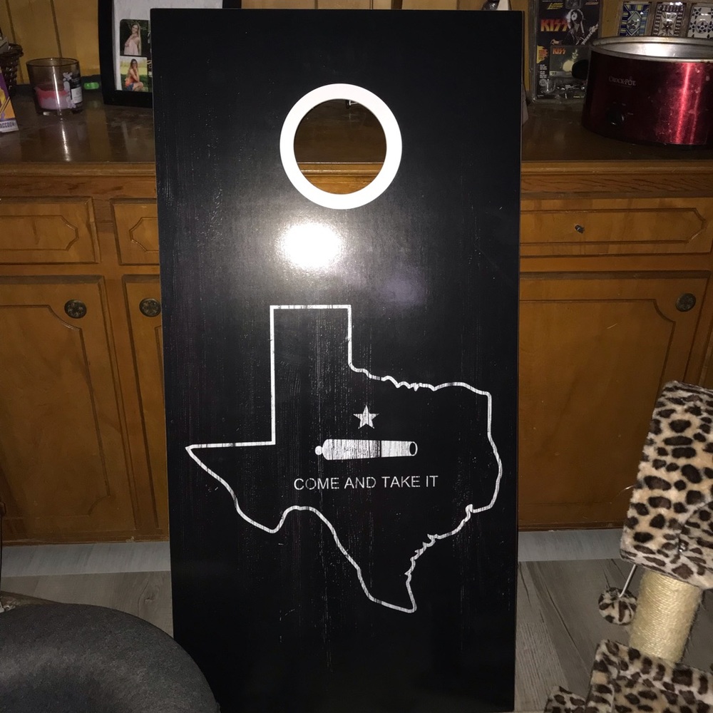 Dallas cowboys Cornhole game. New, with LED lights  pick up Durant, Oklahoma